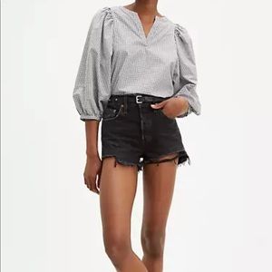 Levi’s women’s 501 Original High Rise Shorts, size 31.